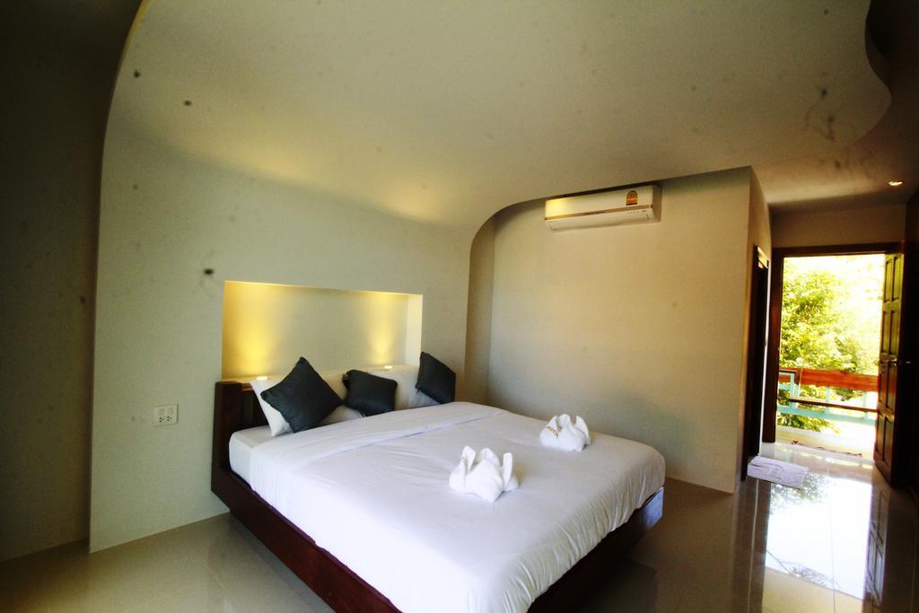 Mountain Reef Beach Resort Ko Tao Oda fotoğraf